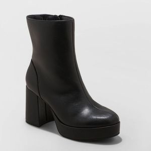 Women's Blythe Platform Boots - A New Day Black 8